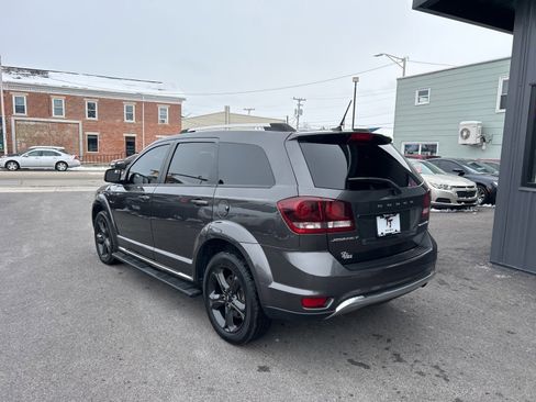 Used 2018 Dodge Journey Crossroad image 3