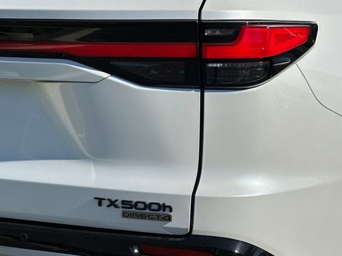 New 2026 Lexus TX 500h AWD image 12