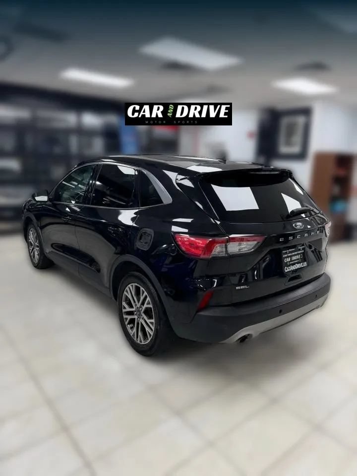 Used 2022 Ford Escape SEL FWD image 6