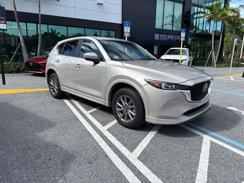 Used 2025 MAZDA CX-5 AWD 2.5 S w/ Preferred Package image 3