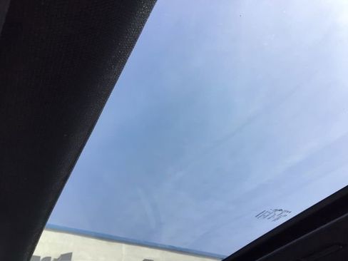 Used 2022 Jeep Grand Cherokee Limited image 30