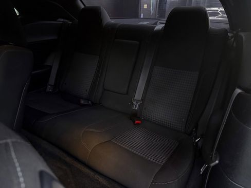 Used 2015 Dodge Challenger R/T w/ Quick Order Package 22B R/T image 16