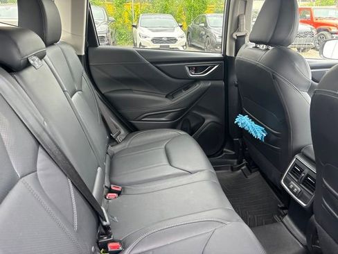 Used 2019 Subaru Forester Limited AWD/4WD image 10