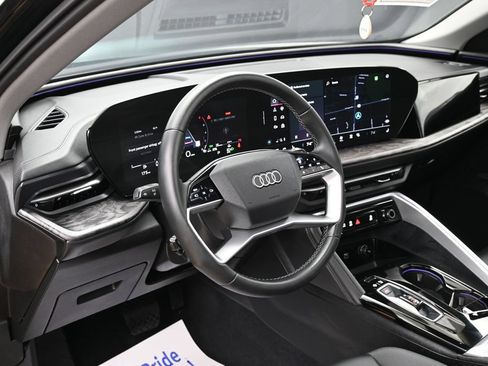 Used 2025 Audi Q5 Premium w/ Convenience Package AWD/4WD image 19