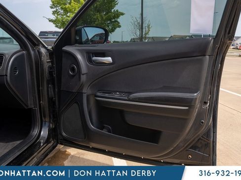 Used 2015 Dodge Charger SE w/ Popular Equipment Group RWD image 23