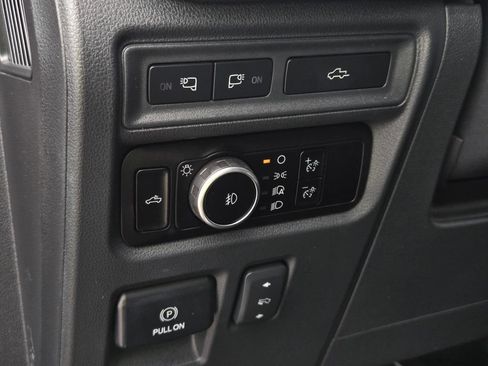 Used 2023 Ford F150 Platinum w/ Equipment Group 701A High AWD/4WD image 19