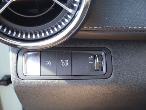 Used 2026 Chevrolet Equinox LT FWD image 14