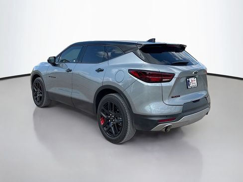 Used 2025 Chevrolet Blazer LT w/ Redline Edition FWD image 5