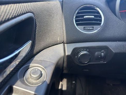 Used 2016 Chevrolet Cruze LT FWD image 11