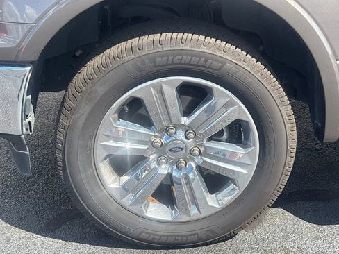 Used 2018 Ford F150 Lariat w/ Equipment Group 502A Luxury AWD/4WD image 26