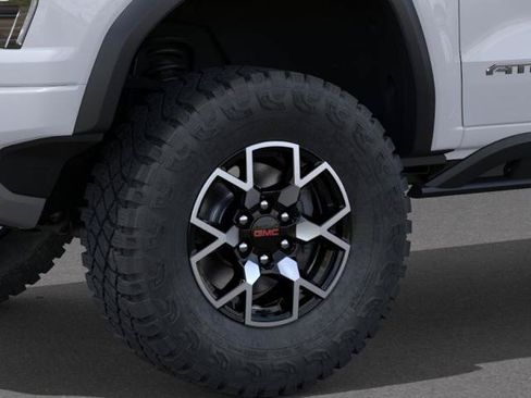 New 2026 GMC Canyon AT4X AWD/4WD image 9