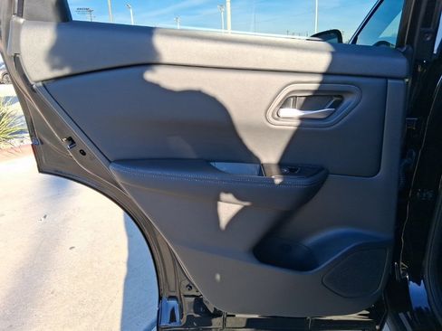 New 2026 Nissan Rogue SV image 25