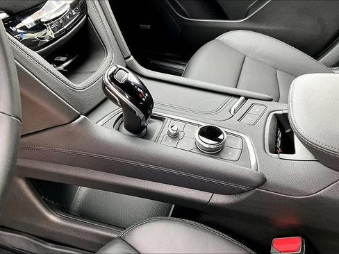 New 2026 Cadillac XT5 Sportv w/ LPO, Floor Liner Package AWD/4WD image 8