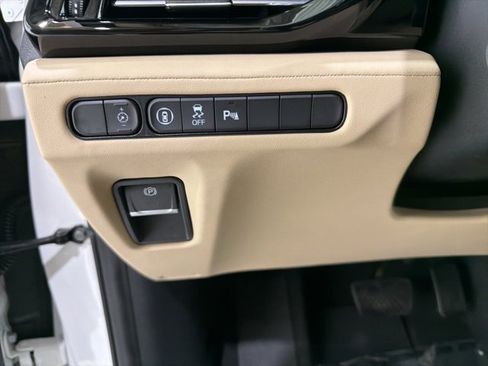 Certified 2023 Acura MDX SH-AWD w/ Technology Package image 12