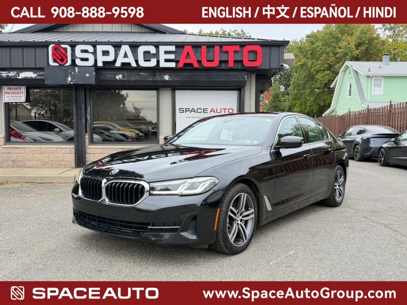 Used 2021 BMW 530i xDrive w/ Premium Package AWD/4WD image 1