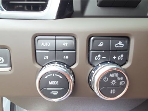 Used 2025 GMC Sierra 2500 Denali w/ Technology Package image 31