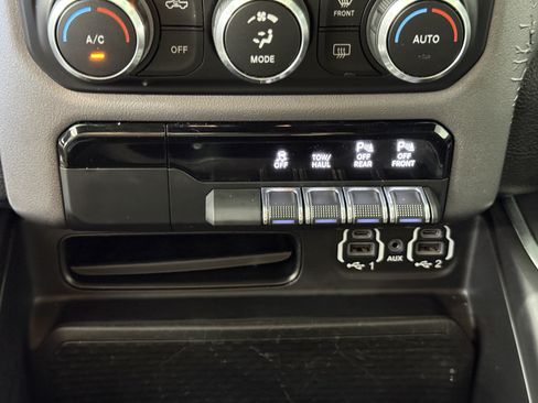 Used 2021 RAM 1500 Big Horn AWD/4WD image 20