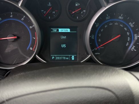 Used 2015 Chevrolet Cruze LT w/ Technology Package image 15