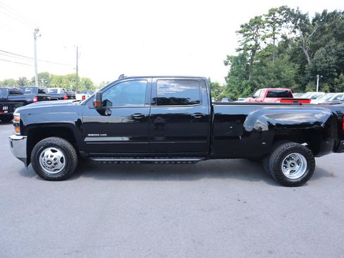 Used 2019 Chevrolet Silverado 3500 LT w/ LT Convenience Package AWD/4WD image 6