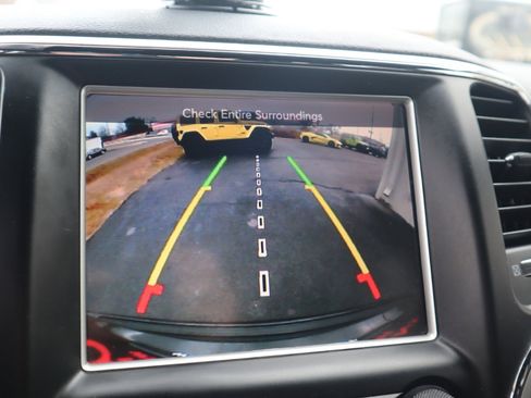 Used 2015 Jeep Grand Cherokee Altitude image 83