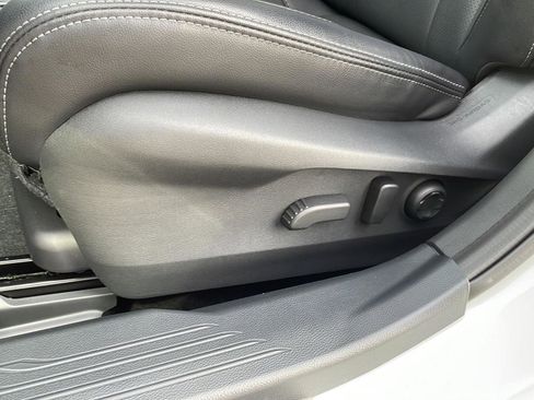 Certified 2025 Subaru Outback Touring image 13