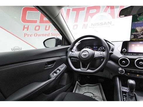 New 2025 Nissan Sentra S image 6
