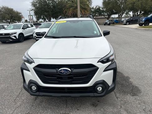 Used 2025 Subaru Outback Onyx Edition image 14