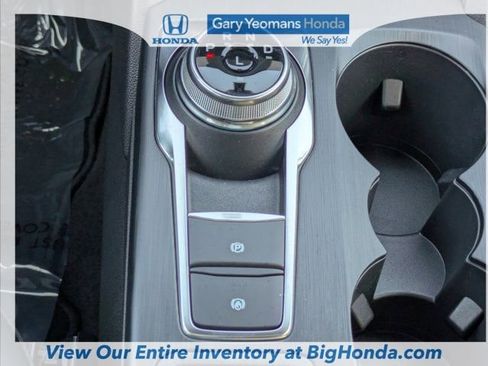 Used 2025 Ford Escape ST-Line w/ Equipment Group 301A image 23