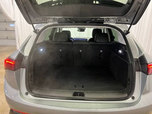 Used 2024 Buick Envision Sport Touring image 10