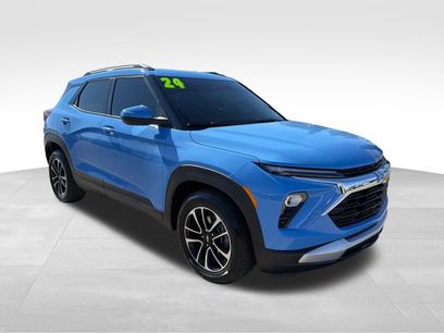 Used 2024 Chevrolet TrailBlazer LT w/ LT Cold Weather Package