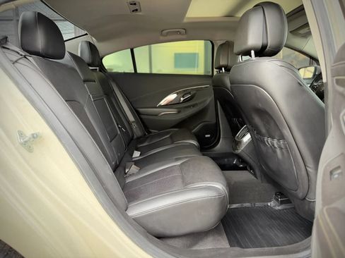 Used 2014 Buick LaCrosse Premium w/ Driver Confidence Package FWD image 16