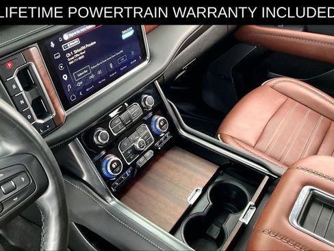 Used 2023 GMC Yukon Denali Ultimate AWD/4WD image 18