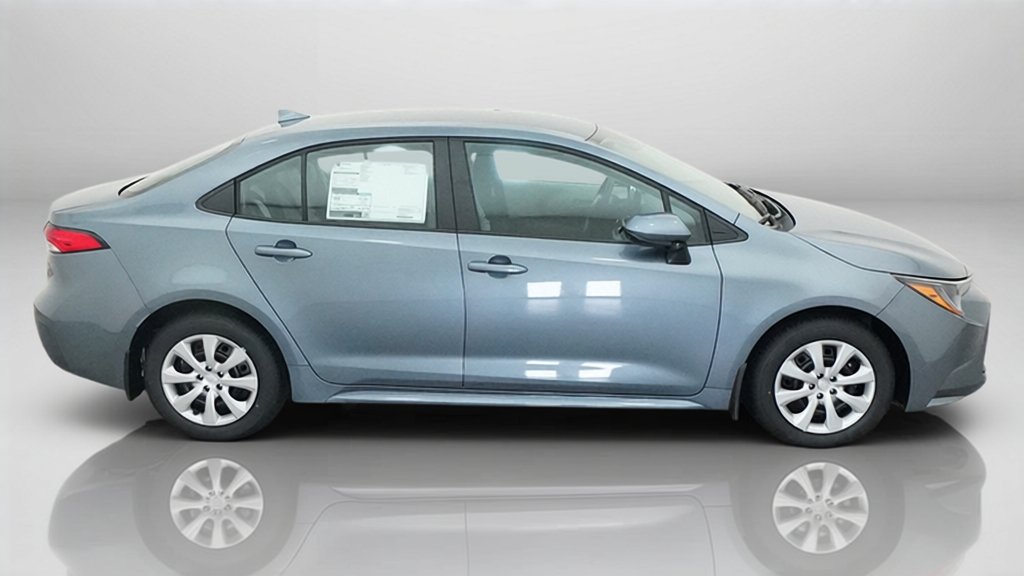 New 2027 Toyota Corolla LE FWD image 7