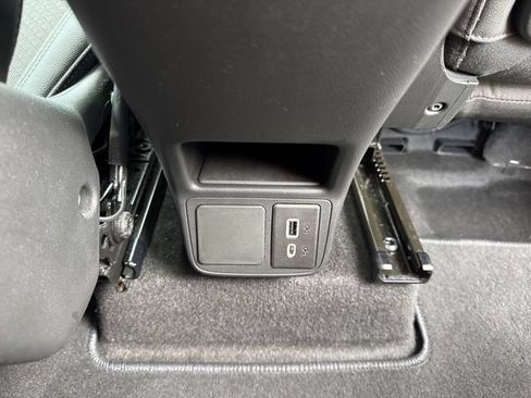 Used 2023 Buick Encore GX Preferred w/ Cold Weather Comfort Package FWD image 22
