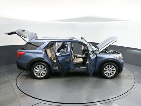 Used 2021 Ford Explorer Limited w/ Equipment Group 301A image 44