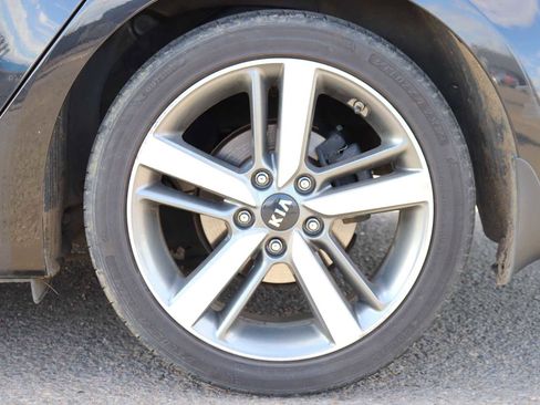 Used 2017 Kia Forte EX w/ EX Premium Plus Package image 9