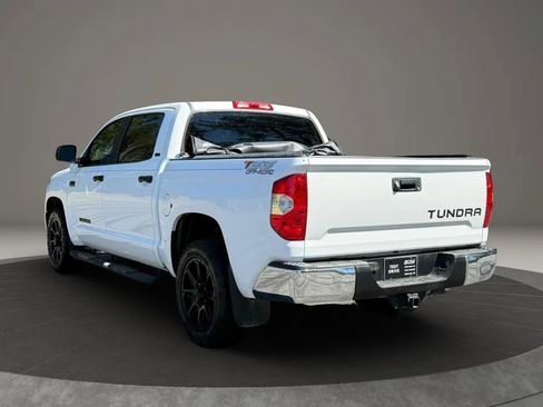 Used 2020 Toyota Tundra SR5 w/ SR5 Upgrade Package image 4