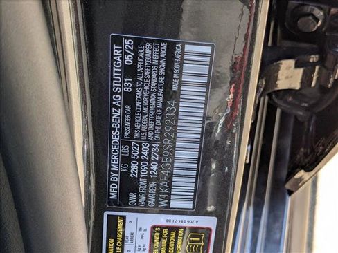 Certified 2025 Mercedes-Benz C 300 Sedan image 19