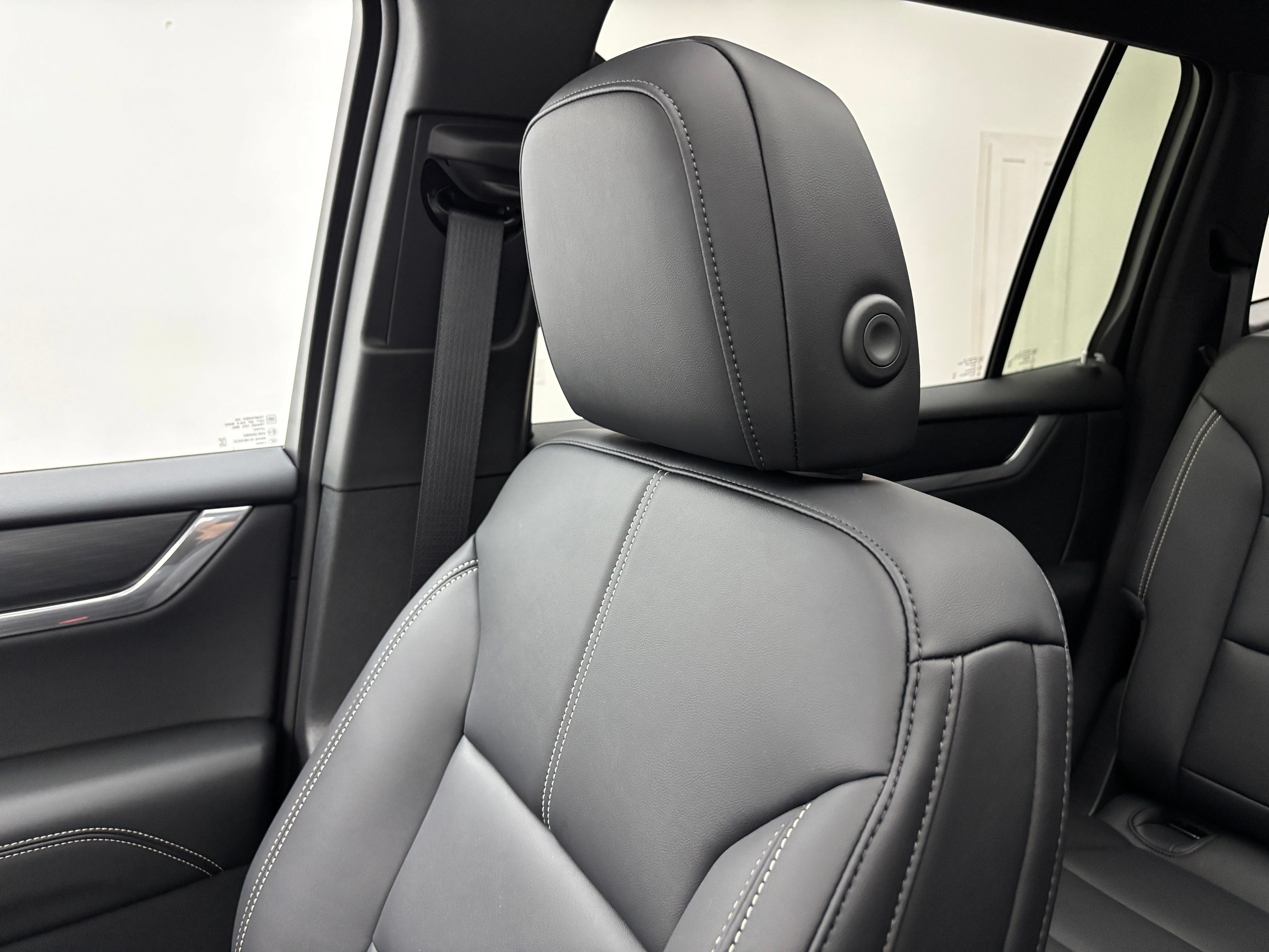 New 2026 GMC Acadia Elevation w/ Black Edition FWD image 46