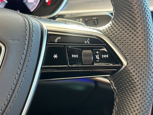 Used 2023 Audi S8 w/ S8 Comfort Plus Package image 36