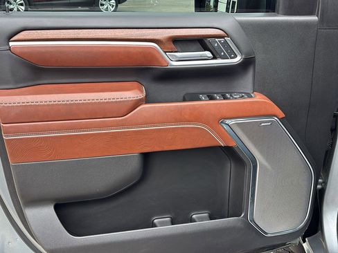 Certified 2024 GMC Sierra 2500 Denali Ultimate w/ Max Trailering Package image 16