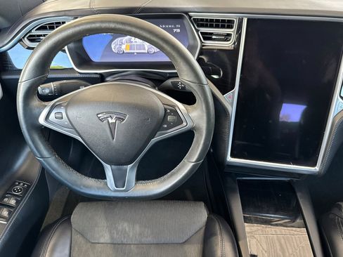 Used 2017 Tesla Model S 75 RWD image 18