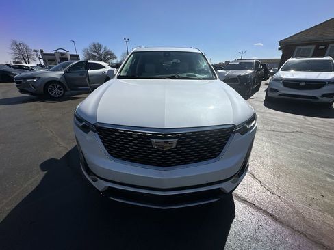 Used 2024 Cadillac XT6 Premium Luxury w/ Technology Package AWD/4WD image 28