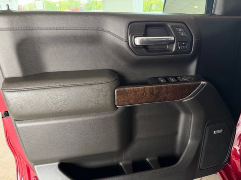 Used 2019 GMC Sierra 1500 Denali w/ Denali Ultimate Package AWD/4WD image 11