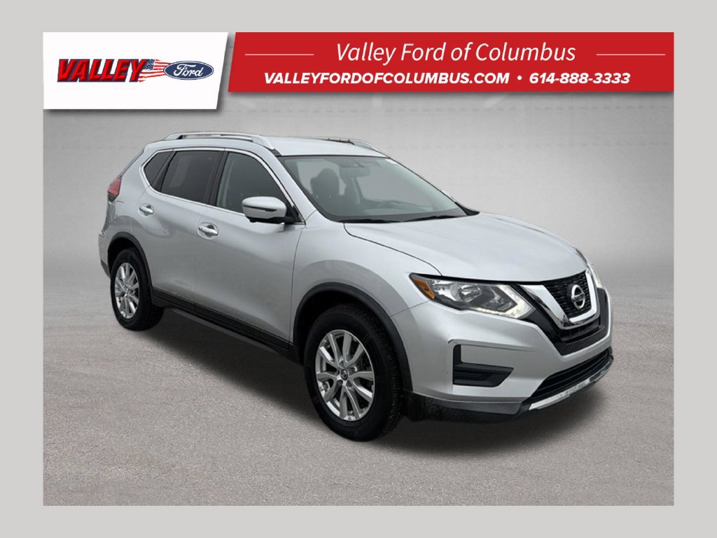 Used 2017 Nissan Rogue SV w/ SV Premium Package AWD/4WD image 1