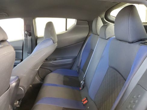 Used 2021 Toyota C-HR XLE image 14