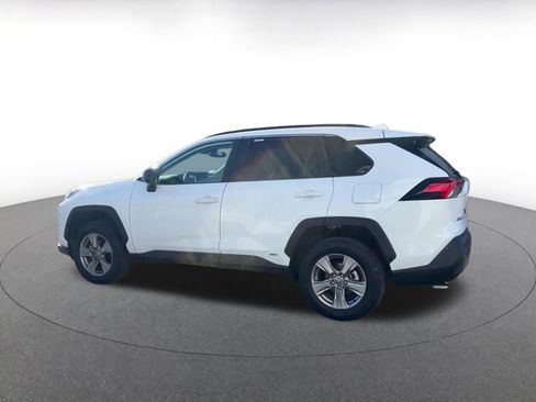 Used 2025 Toyota RAV4 LE image 10