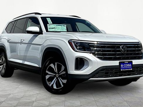 New 2026 Volkswagen Atlas SE AWD/4WD image 1