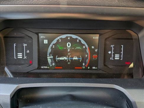 Used 2025 Toyota 4Runner SR5 image 11