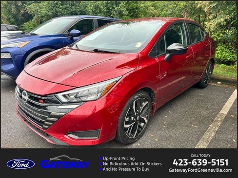 Used 2025 Nissan Versa SR w/ Trunk Package FWD image 1